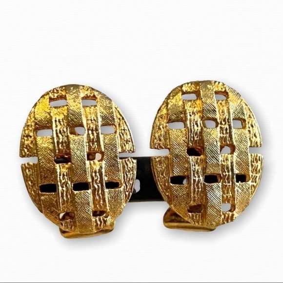 Coro Gold Woven Clip On Earrings - Picture 1 of 7